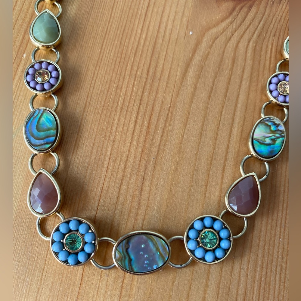 necklace with several synthetic stones of beautiful quality